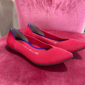 Hot pink pointed toe Rothy’s